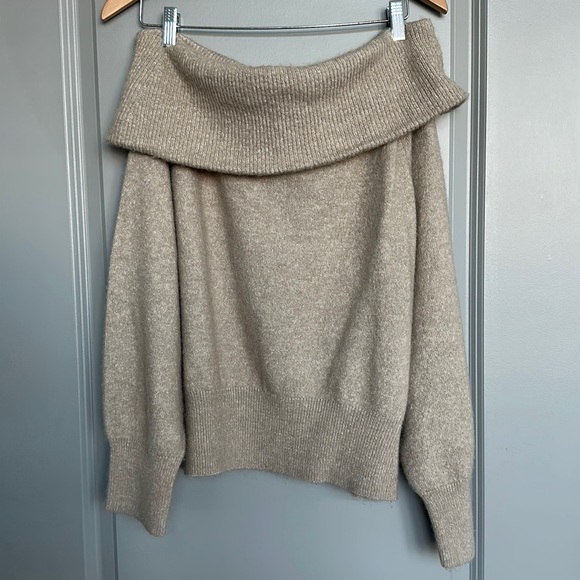H&M Sweaters - H&M Off Shoulder/Turtle Neck Sweater